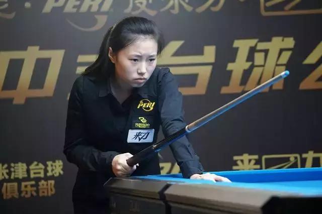 在欧冠小组 在欧冠小组